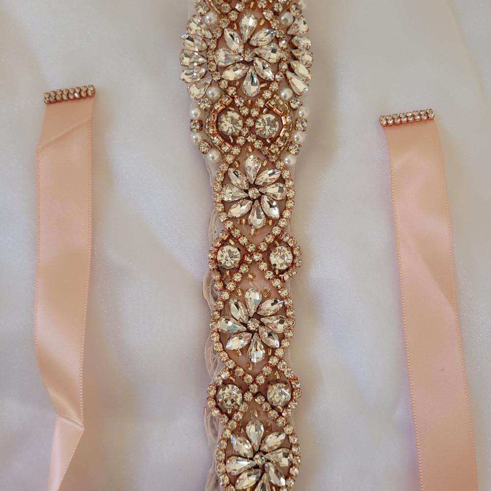Cinto Rosé Gold de strass - aplique 52cm