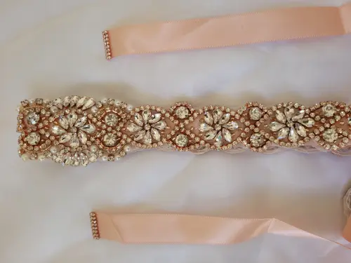 Cinto Rosé Gold de strass - aplique 52cm