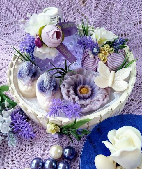 Kit Violet