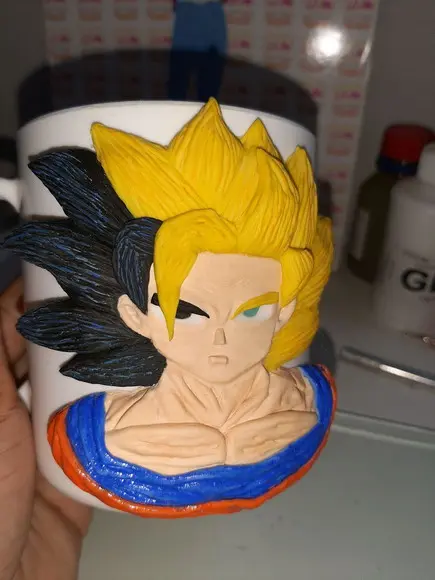 Caneca em Cerâmica Plástica