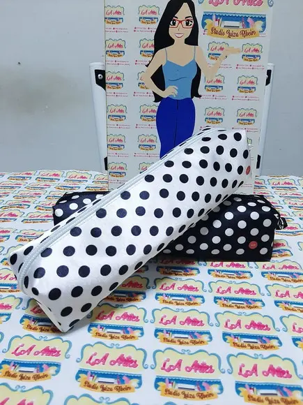 Estojo Simples 18x5 - 20