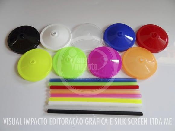 Copo Plástico c/ Tampa e Canudo Personalizado 500ml