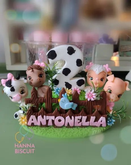 Topo de Bolo Fazendinha Menina
