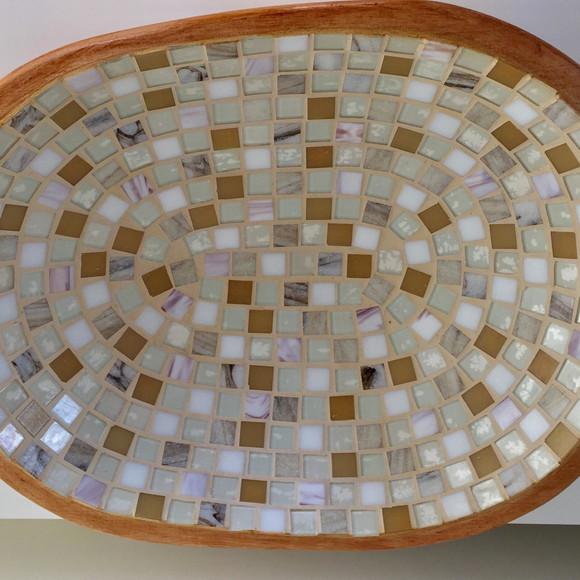 Gamela oval grande com mosaico de vidro