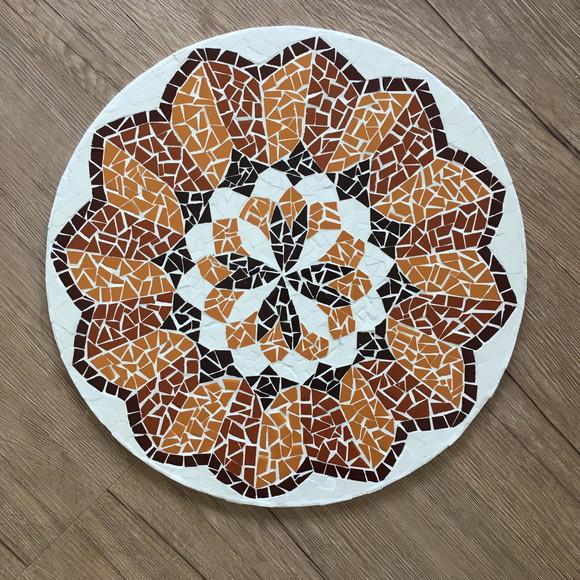 Mandala em Mosaico Sobre mdf