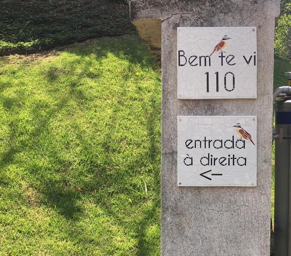 Placas de Sinalização em Mosaico