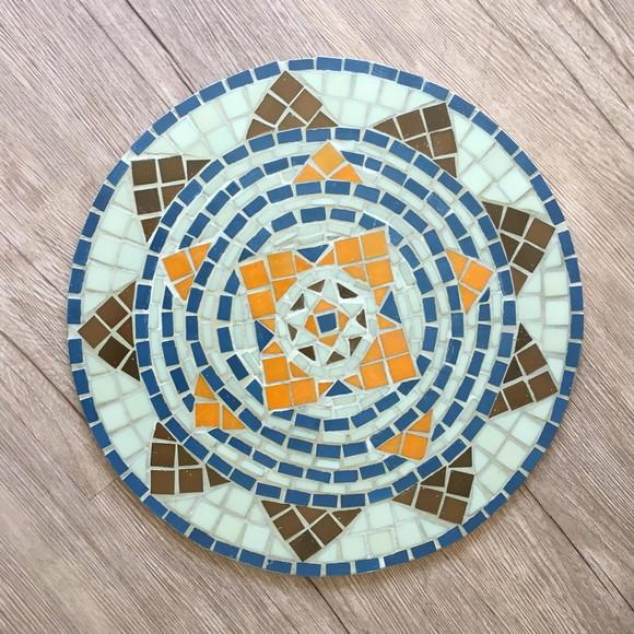 Tampo de mesa em mosaico de vidro