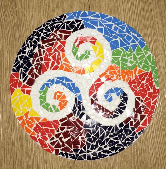 Triskle Celta em Mosaico