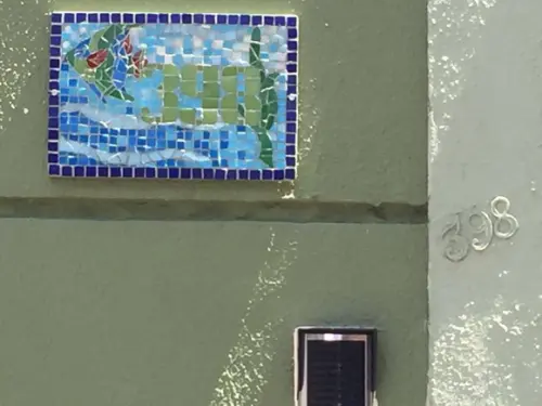 Placa em Mosaico de Vidro para Fachada
