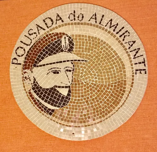 Placa para Pousada em Mosaico de Vidro