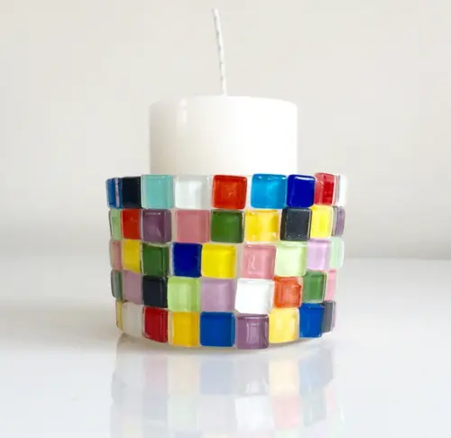 Porta Vela em Mosaico de Vidro Colorido.