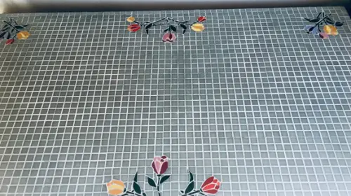 Tampo de mesa em mosaico