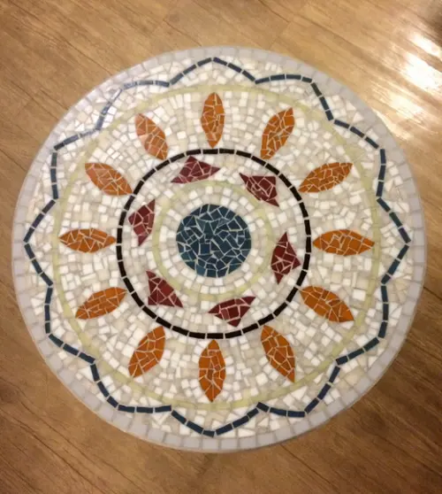 Tampo de mesa em mosaico de vidro
