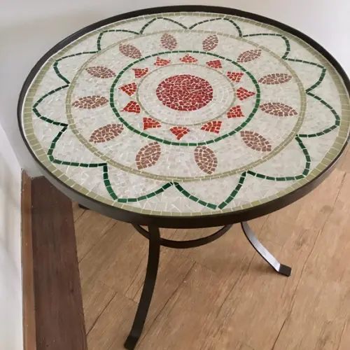 Tampo de Mesa em Mosaico de Vidro