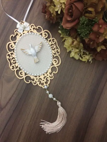 Medalhão de Porta Divino Espírito Santo