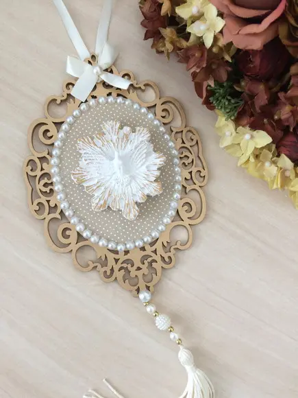 Medalhão de Porta Divino Espírito Santo