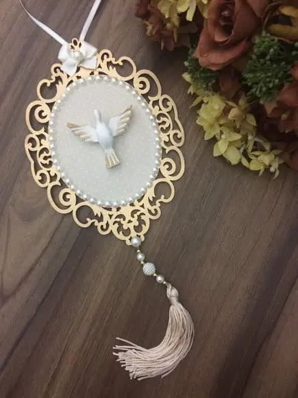 Medalhão de Porta Divino Espírito Santo