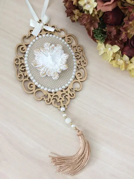Medalhão de Porta Divino Espírito Santo