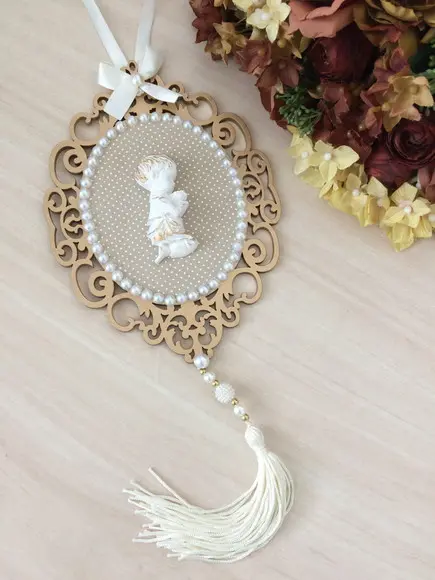 Medalhão de Porta Menino Rezando