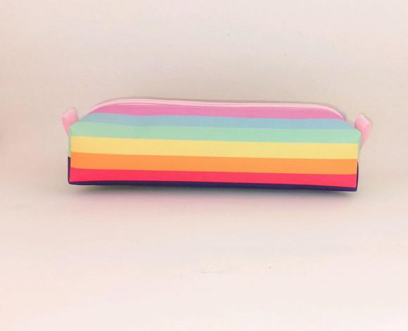 Estojo Personalizado Arco Iris