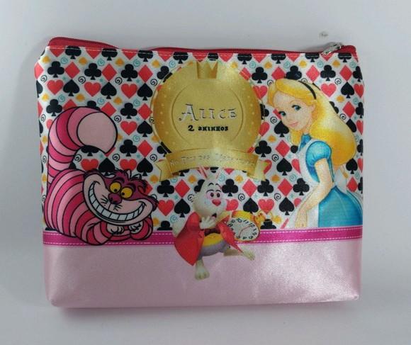 Necessaire Alice no Pais das Maravilhas
