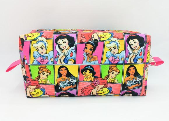 Necessaire Box - m - Princesas