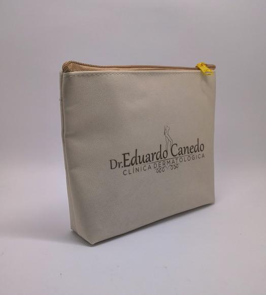 Necessaire Comercial Clinica Dermatologica