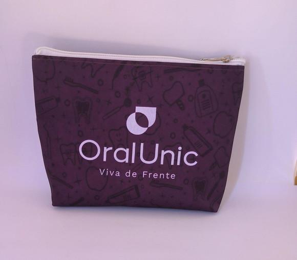 Necessaire Comercial Odontologia 18cm Mod Branca com Vinho