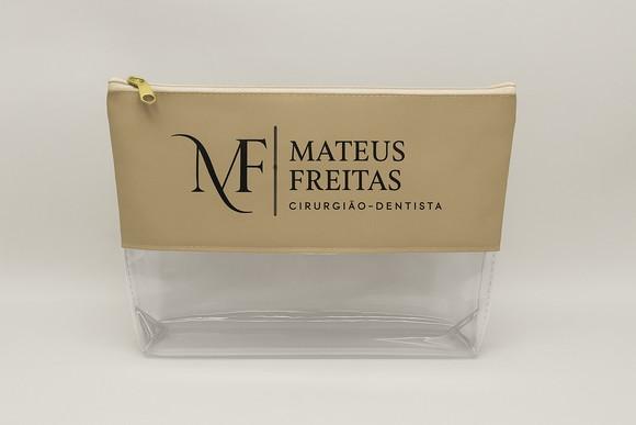 Necessaire Pvc 22cm x 15 cm em Pvc ( com Fundo)