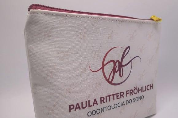 Necessaire Comercial Odontologia 18cm Mod Branca com Vinho