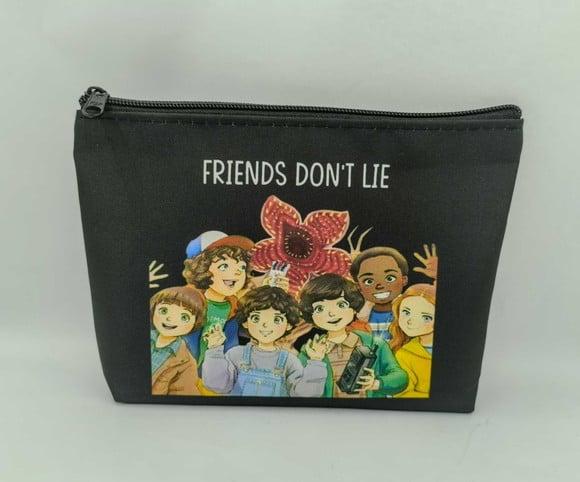 Necessaire Festa Stranger Things