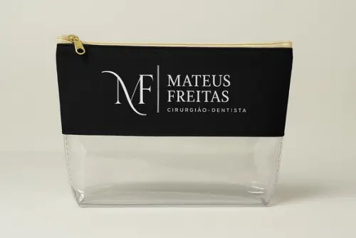 Necessaire Pvc 22cm x 15 cm em Pvc ( com Fundo) - Preta