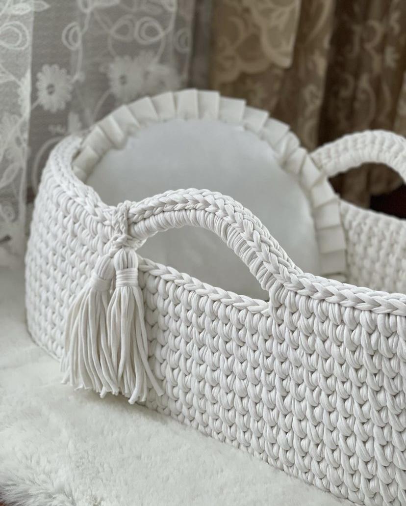Moisés de crochê para bebê