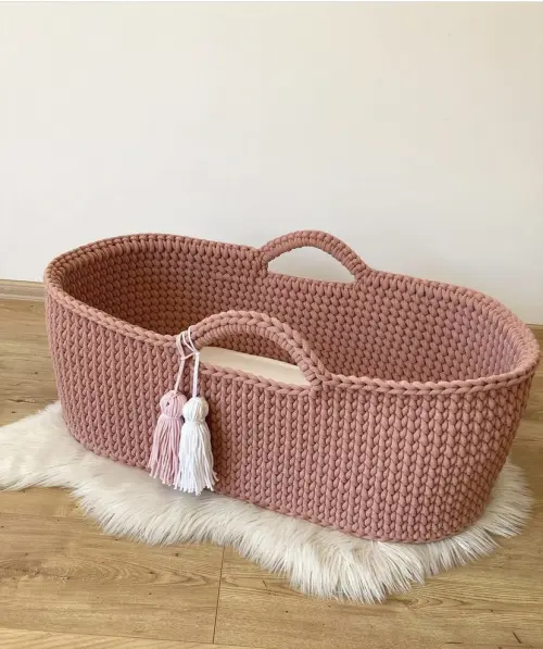 Moisés de crochê para bebê