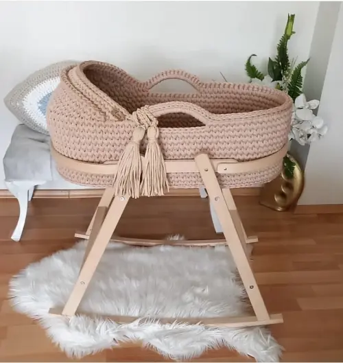 Moisés de crochê para bebê