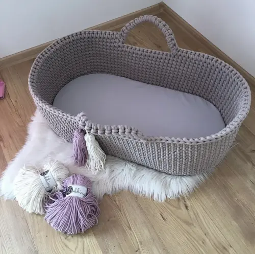 Moisés de crochê para bebê