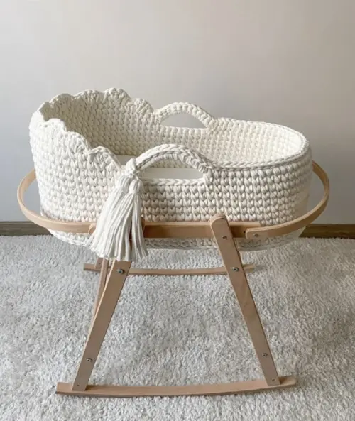 Moisés de crochê para bebê