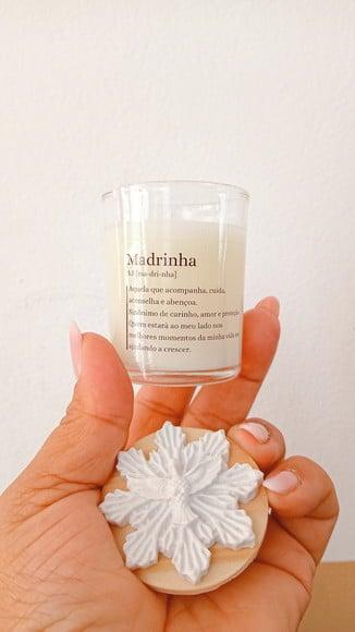 Vela Perfumada 50g com Divino Espírito Santo ou Mini Terço