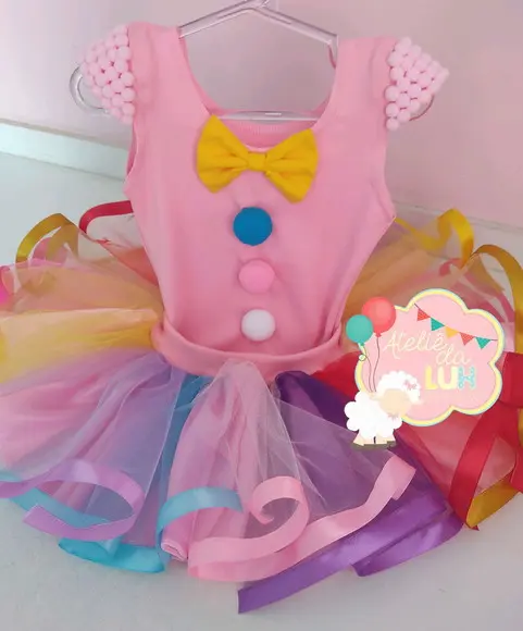 Roupa personalizada palhacinha