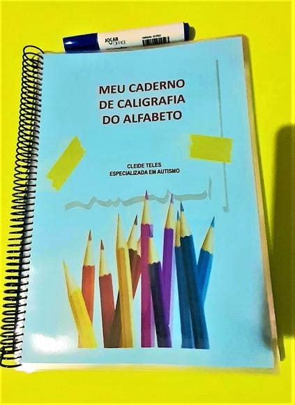 Caderno de Caligrafia