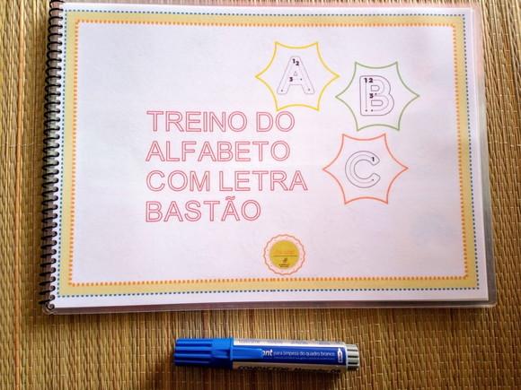 Treino do Alfabeto com Letra Bastão