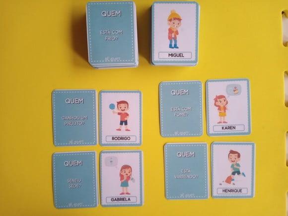 Jogo de Cartas Quem