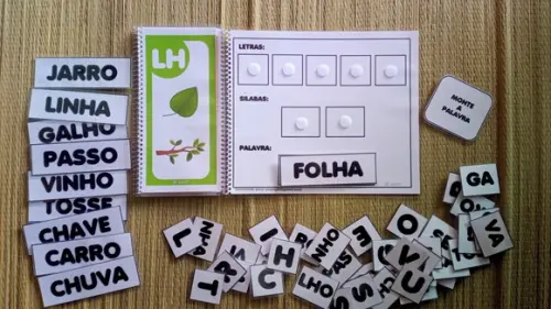 Monta Palavras com Dígrafos