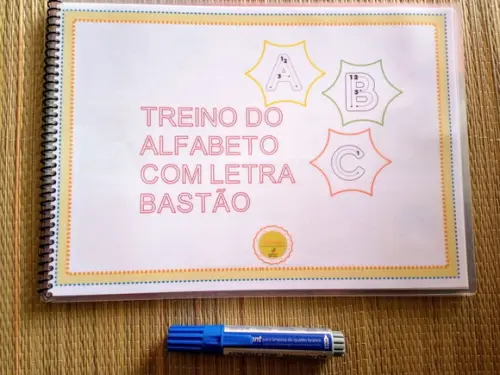 Treino do Alfabeto com Letra Bastão