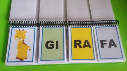 Mini Caderno Formando Palavras Trissilabas