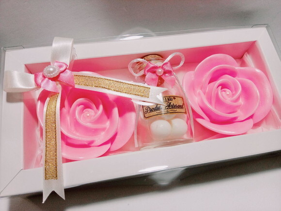 Kit Presente de Aniversário, Pote de Pérolas com Sabonetes