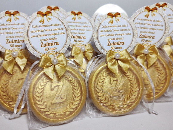 Lembrancinha 80 Anos, Sabonete Letra Inicial Personalizada