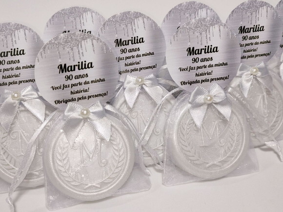 Lembrancinha 90 Anos, Sabonete Letra Inicial Personalizada