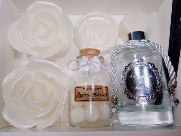 Presente de Aniversário: Kit Aromatizador Luxo com Sabonetes
