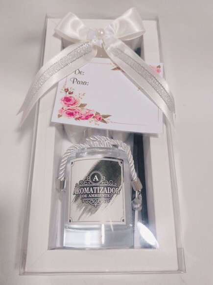 Presente Personalizado: Kit Aromatizador com Sabonetes